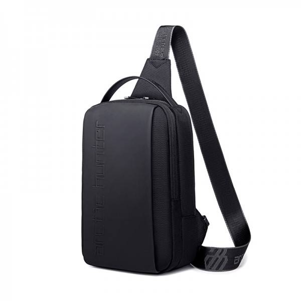 ARCTIC HUNTER τσάντα Crossbody XB00541, με θήκη tablet, 4L, μαύρη