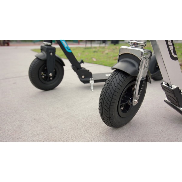 Razor Scooter A5 Air Αναδιπλούμενο αλουμινένιο Kick Scooter για παιδιά σε χρώμα μαύρο