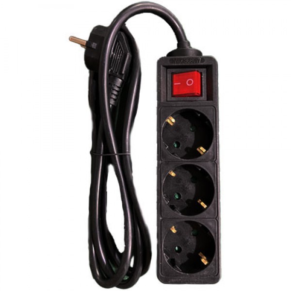 LAMTECH POWER STRIP WITH SWITCH 3 OUTLETS BLACK 1.5M