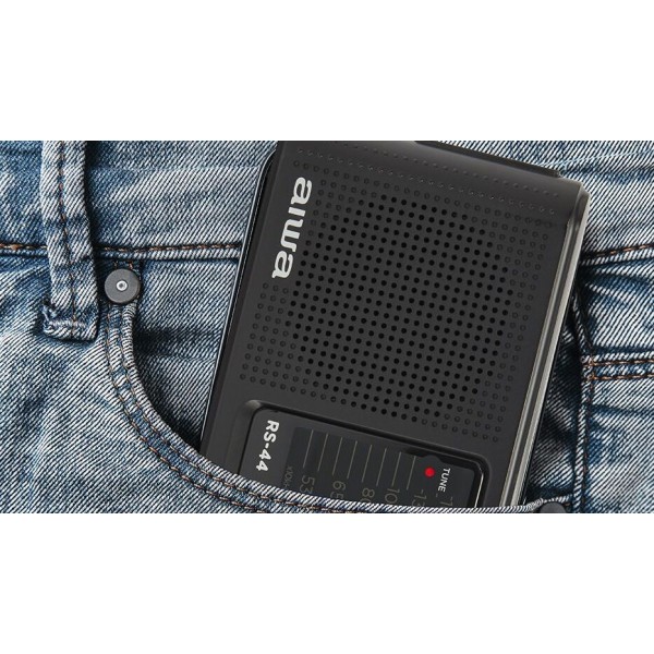 AIWA POCKET RADIO WITH EARPHONES